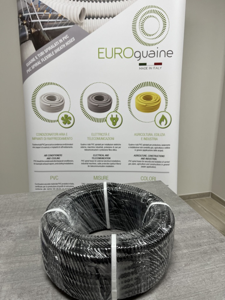 EuroGuaine black spiral PVC hose coil